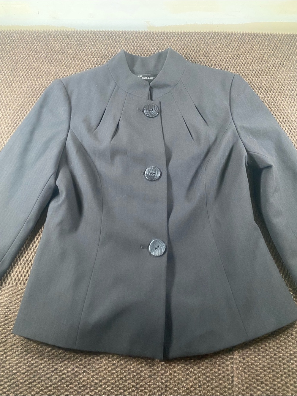 Women's Black Button-Front Tailored Blazer